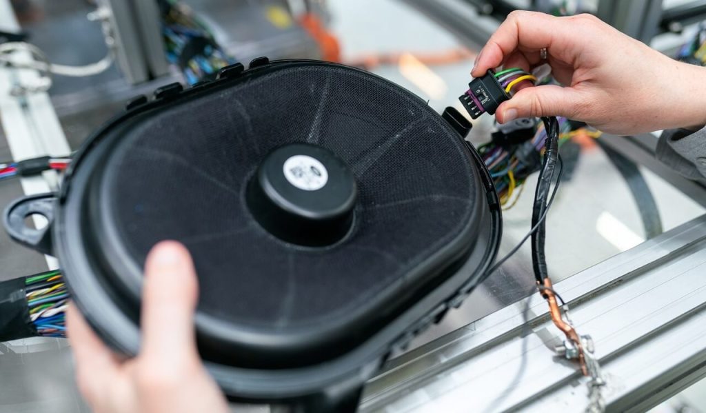 how to install car speakers