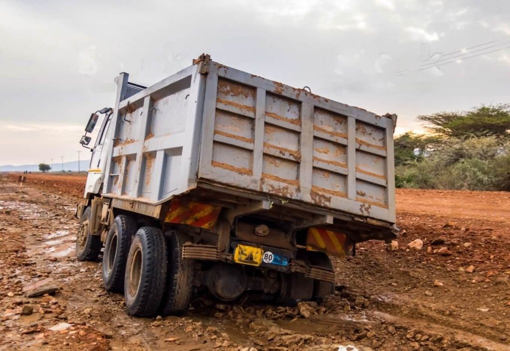 How to Rescue Your Truck from Deep Mud Expert Tips and Tricks