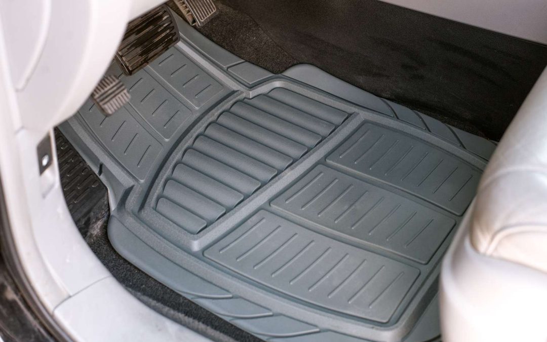 How to Clean Carpet Floor Mats for Cars