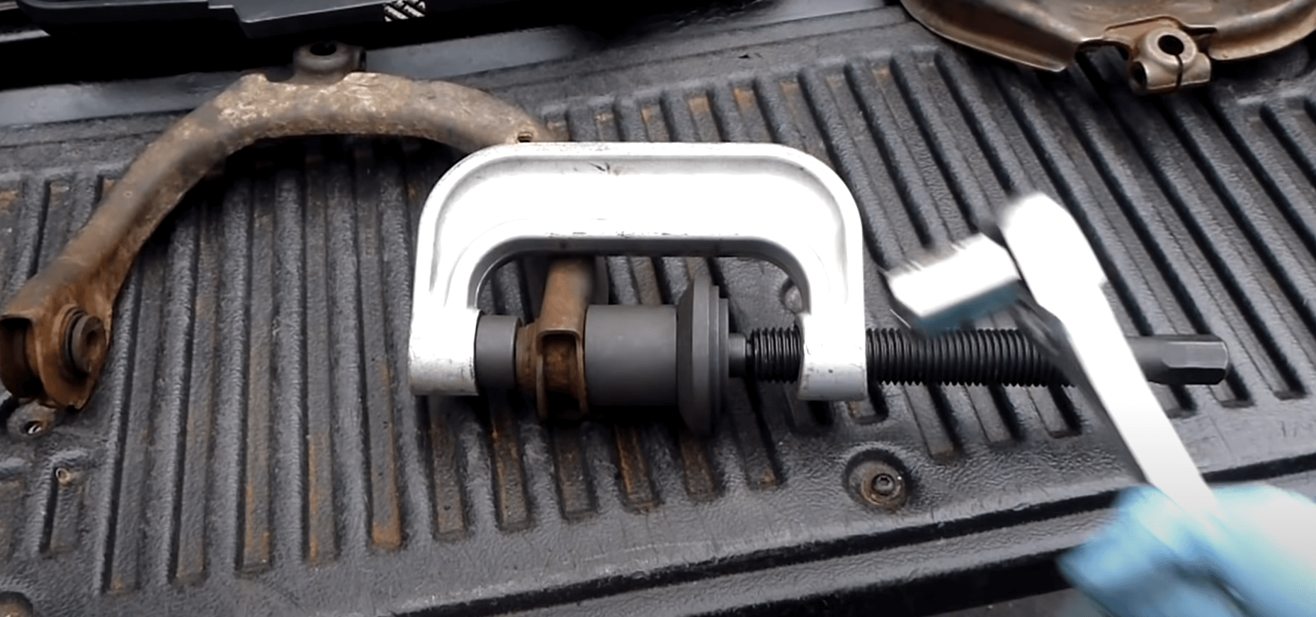 How To Remove And Install Car Bushings And Bearings Expert Guide